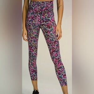Lululemon base pace leggings 28” inseem size (2)